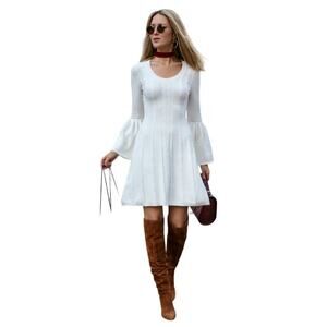 BCBGMAXAZRIA Dress M Ivory Bell Sleeve Cable Knit Boho 70s Retro Hippie Romantic